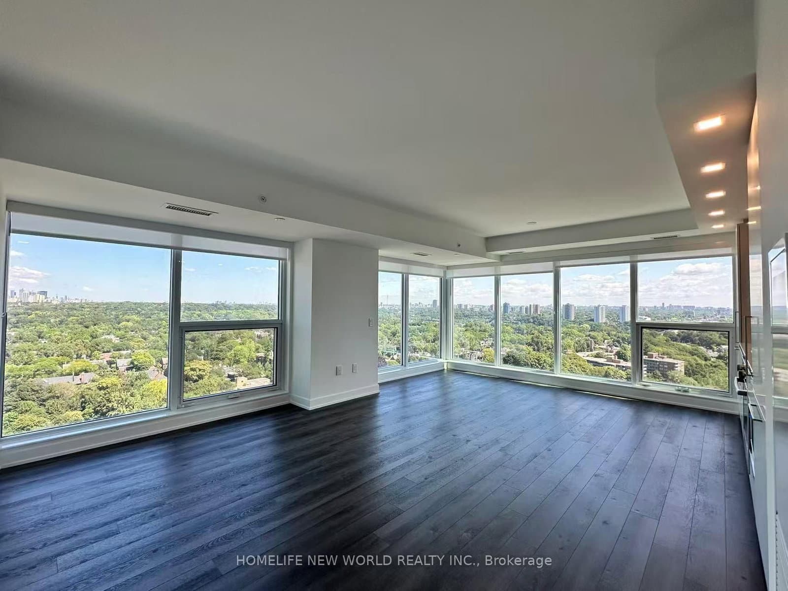 609 Sherbourne Street, Unit 2107 thumbnail 2