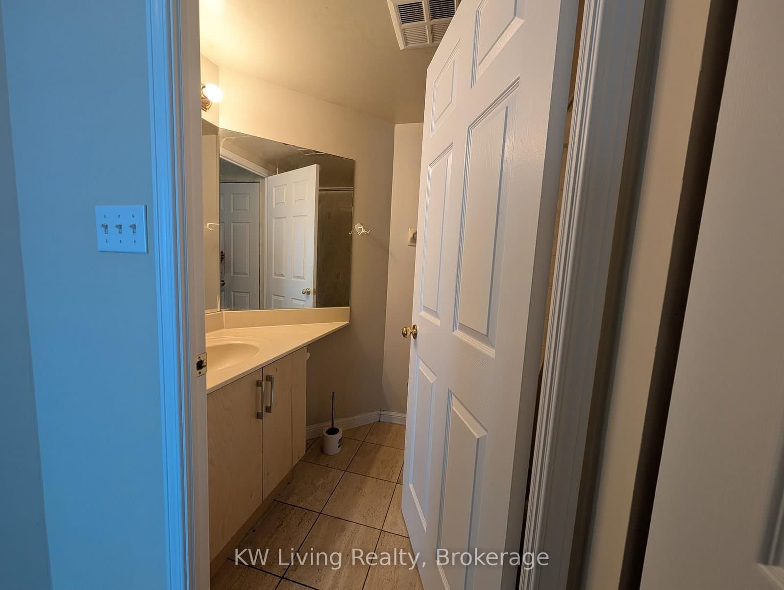 23 Lorraine Drive, Unit 1102 thumbnail 14