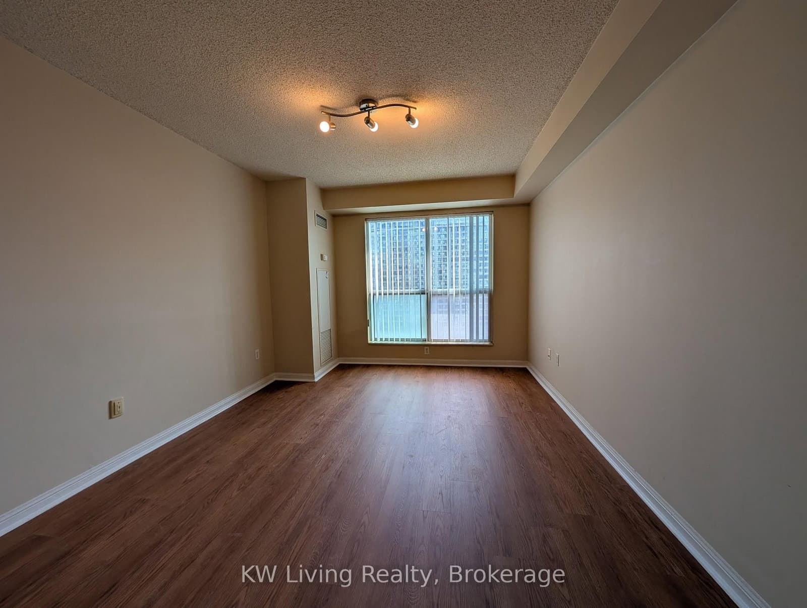 23 Lorraine Drive, Unit 1102 thumbnail 18