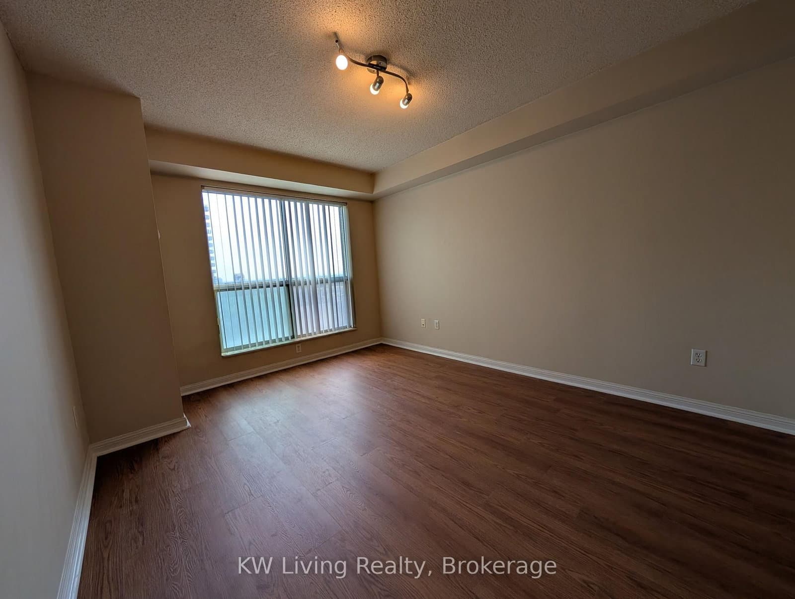 23 Lorraine Drive, Unit 1102 thumbnail 19