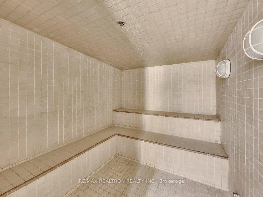 29 Singer Court, Unit 1606 thumbnail 13