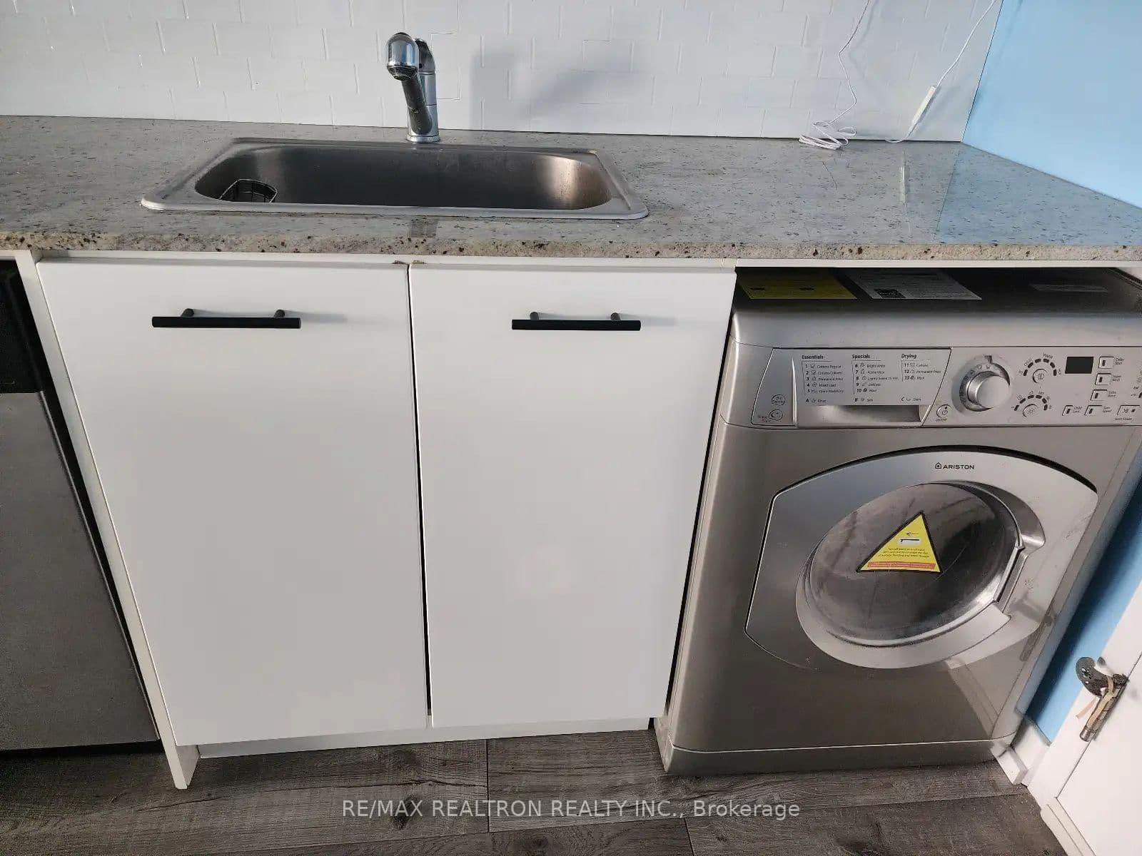 29 Singer Court, Unit 1606 thumbnail 26
