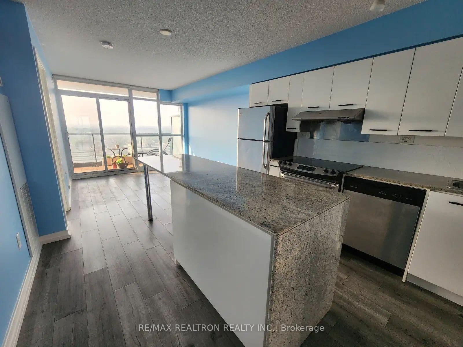 29 Singer Court, Unit 1606 thumbnail 27