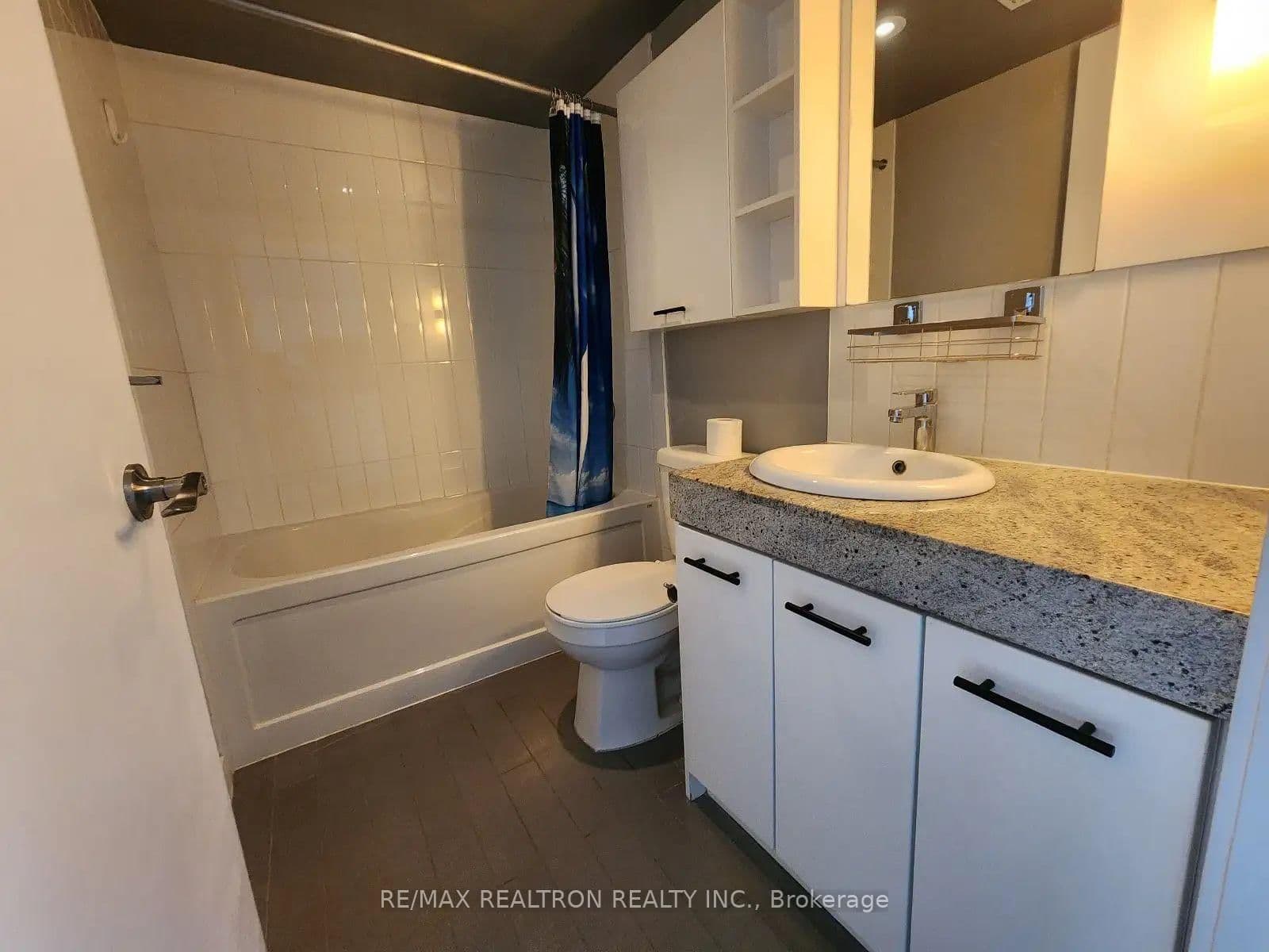 29 Singer Court, Unit 1606 thumbnail 30