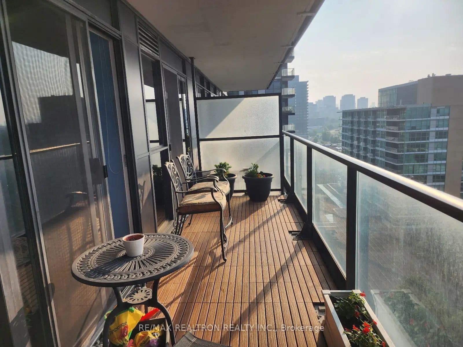 29 Singer Court, Unit 1606 thumbnail 7