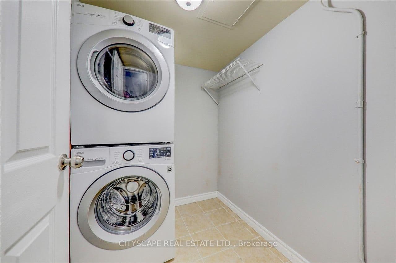 25 Sunrise Avenue, Unit #914 thumbnail 9