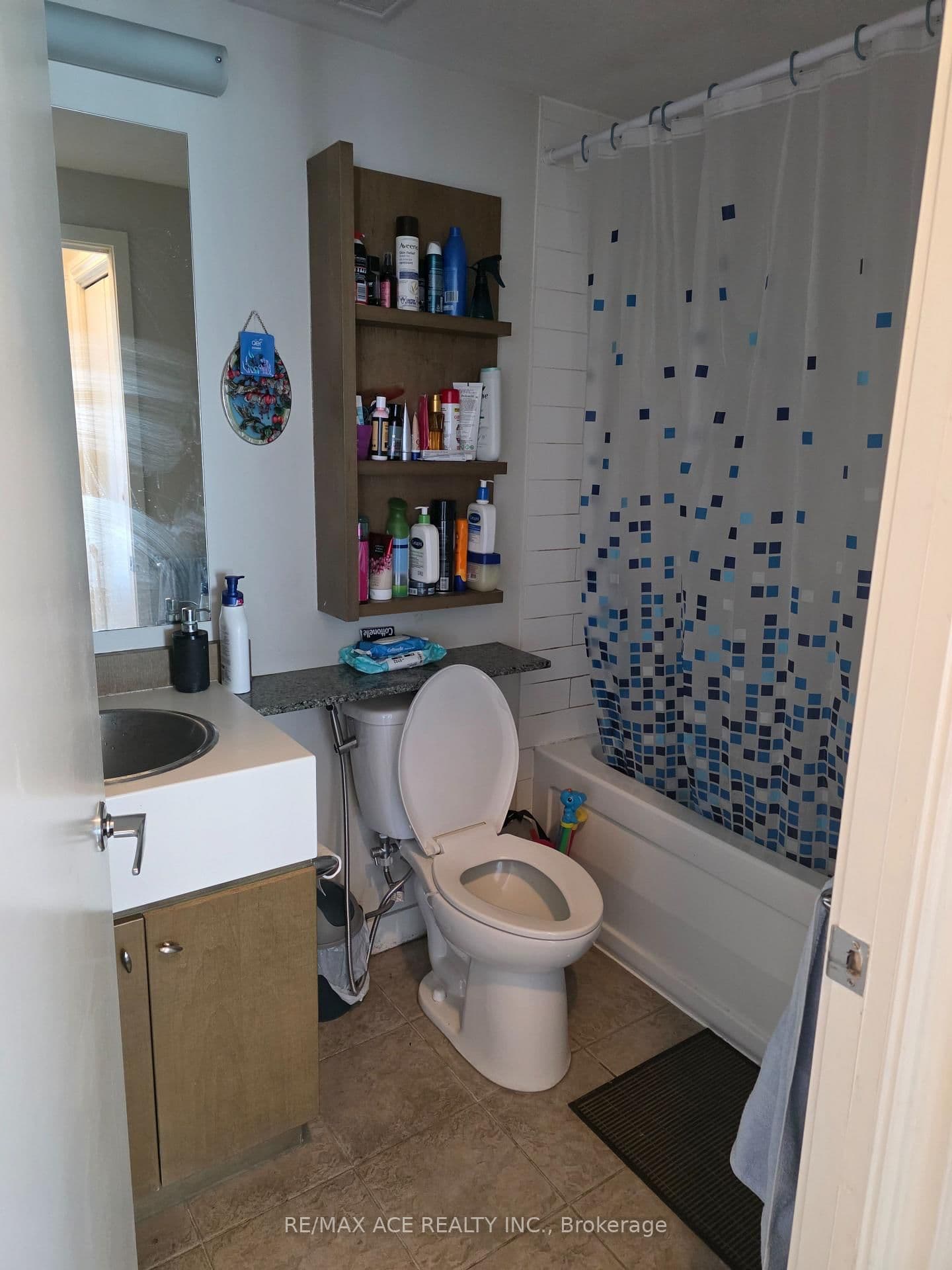 35 Mariner Terrace, Unit 1801 thumbnail 9