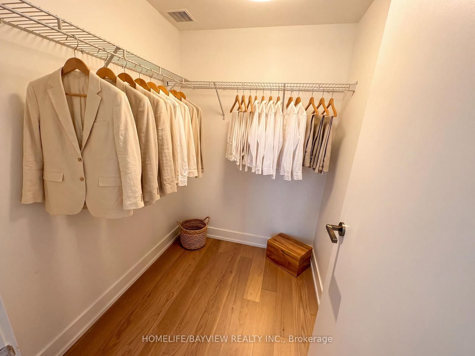 3018 Yonge Street W, Unit 203 thumbnail 14