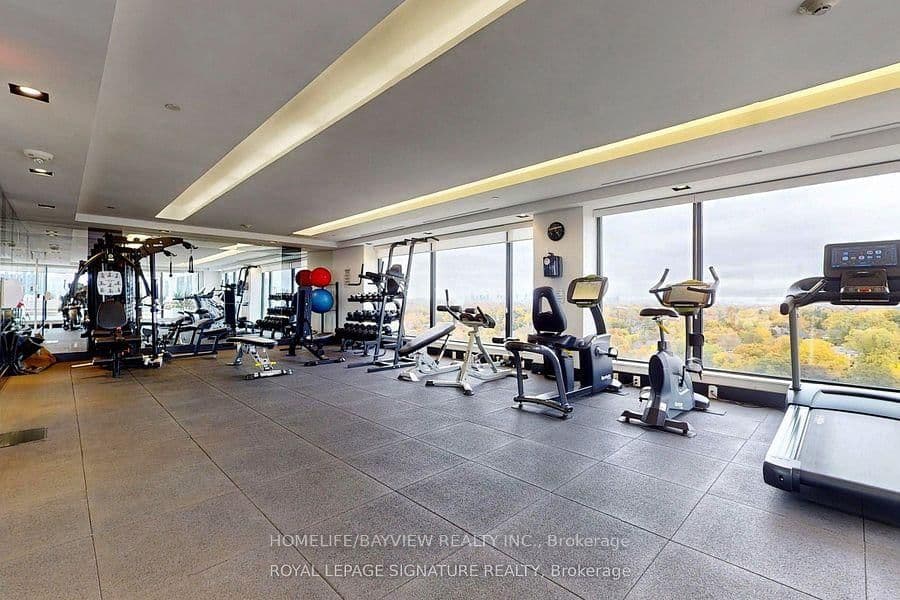 3018 Yonge Street W, Unit 203 thumbnail 4