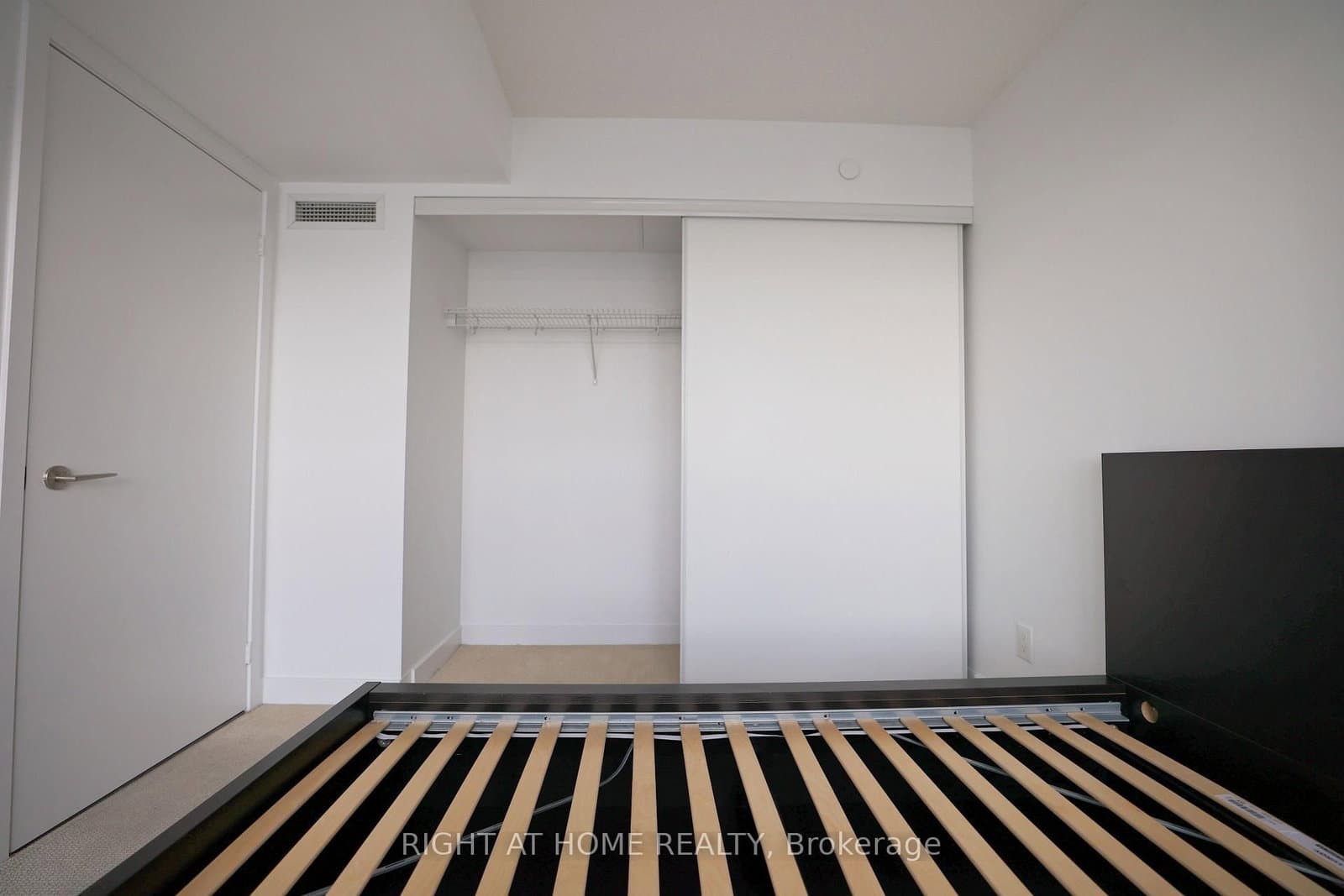 72 esther shiner Boulevard, Unit 308 thumbnail 14