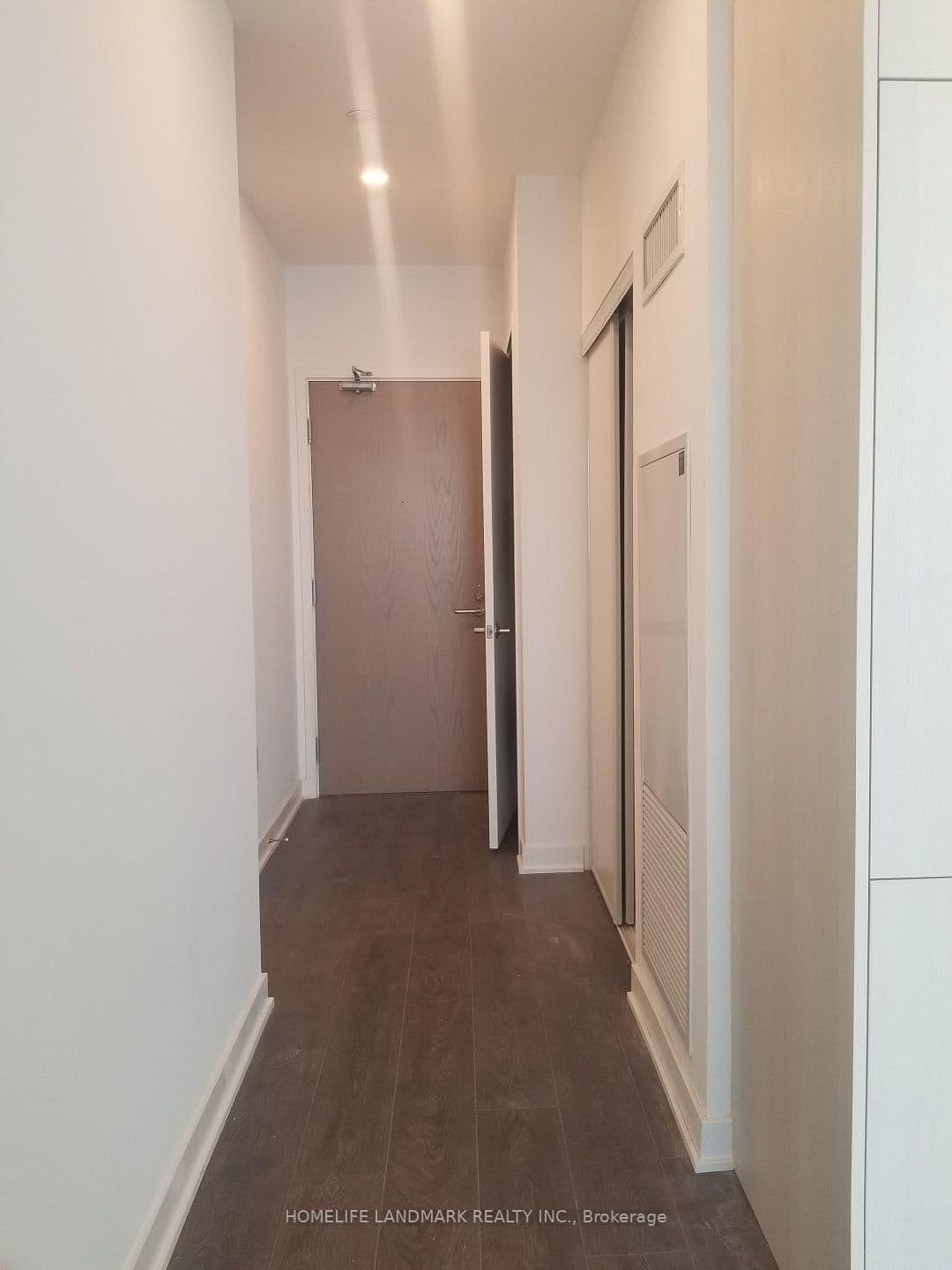 125 Blue Jays Way, Unit 5301 thumbnail 12