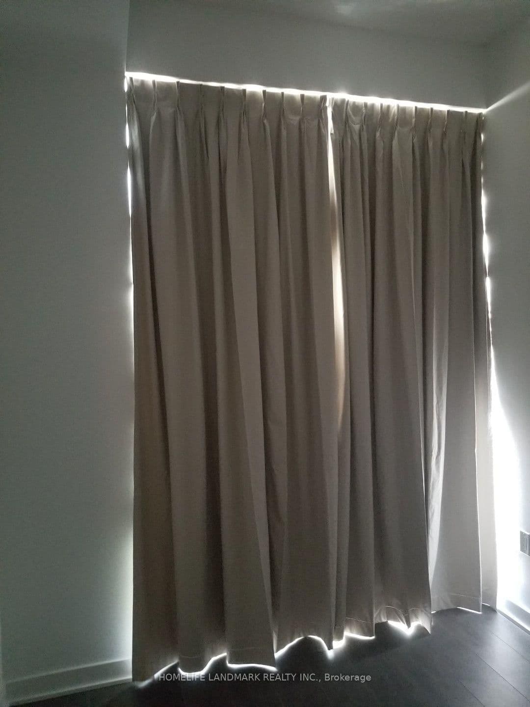 125 Blue Jays Way, Unit 5301 thumbnail 6