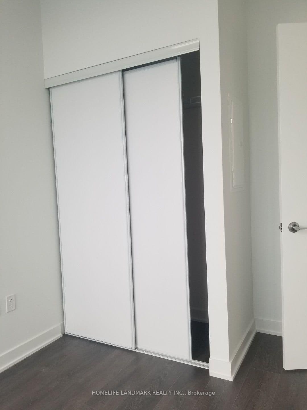 125 Blue Jays Way, Unit 5301 thumbnail 7