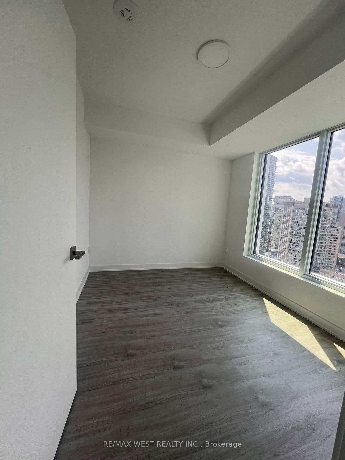 252 Church Street, Unit 4201 thumbnail 7