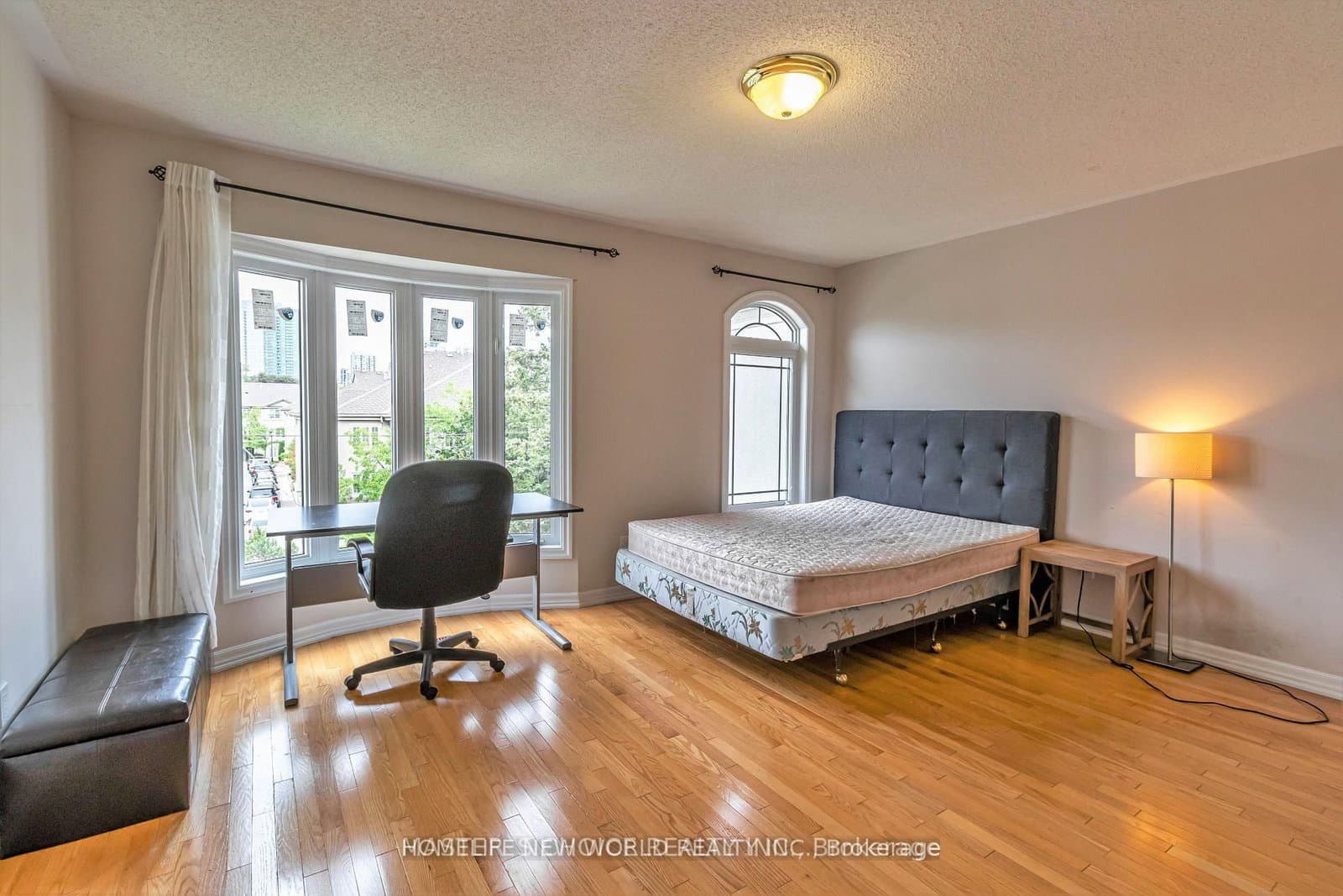 6 Altamont Road, Unit Upper thumbnail 5