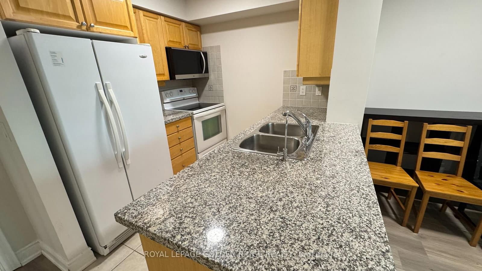 15 Greenview Avenue, Unit 1307 thumbnail 6