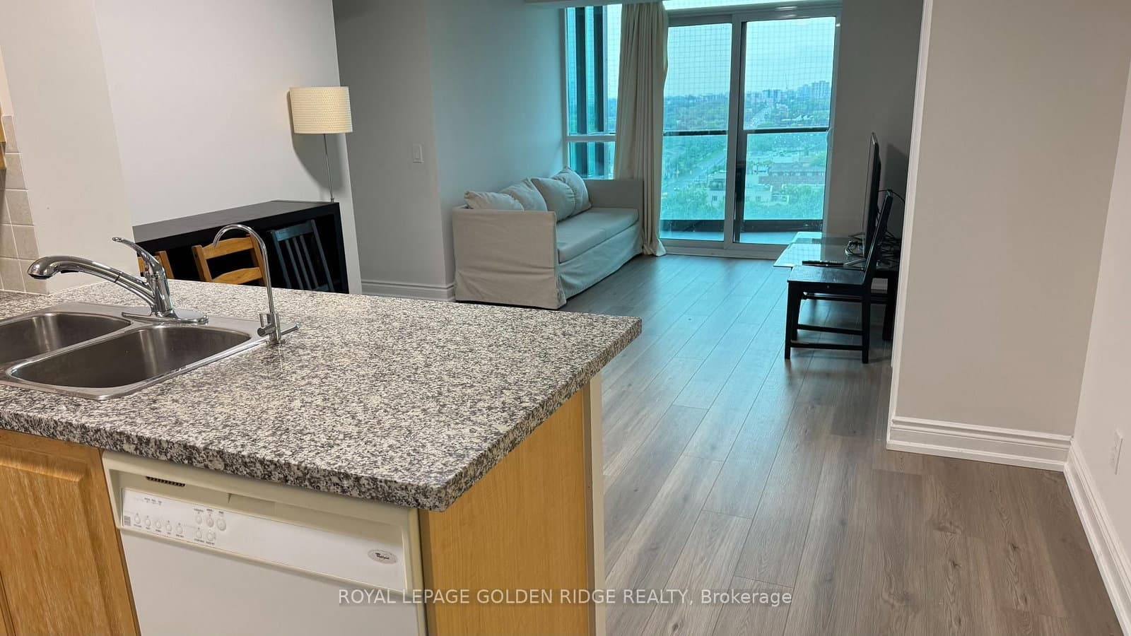 15 Greenview Avenue, Unit 1307 thumbnail 9