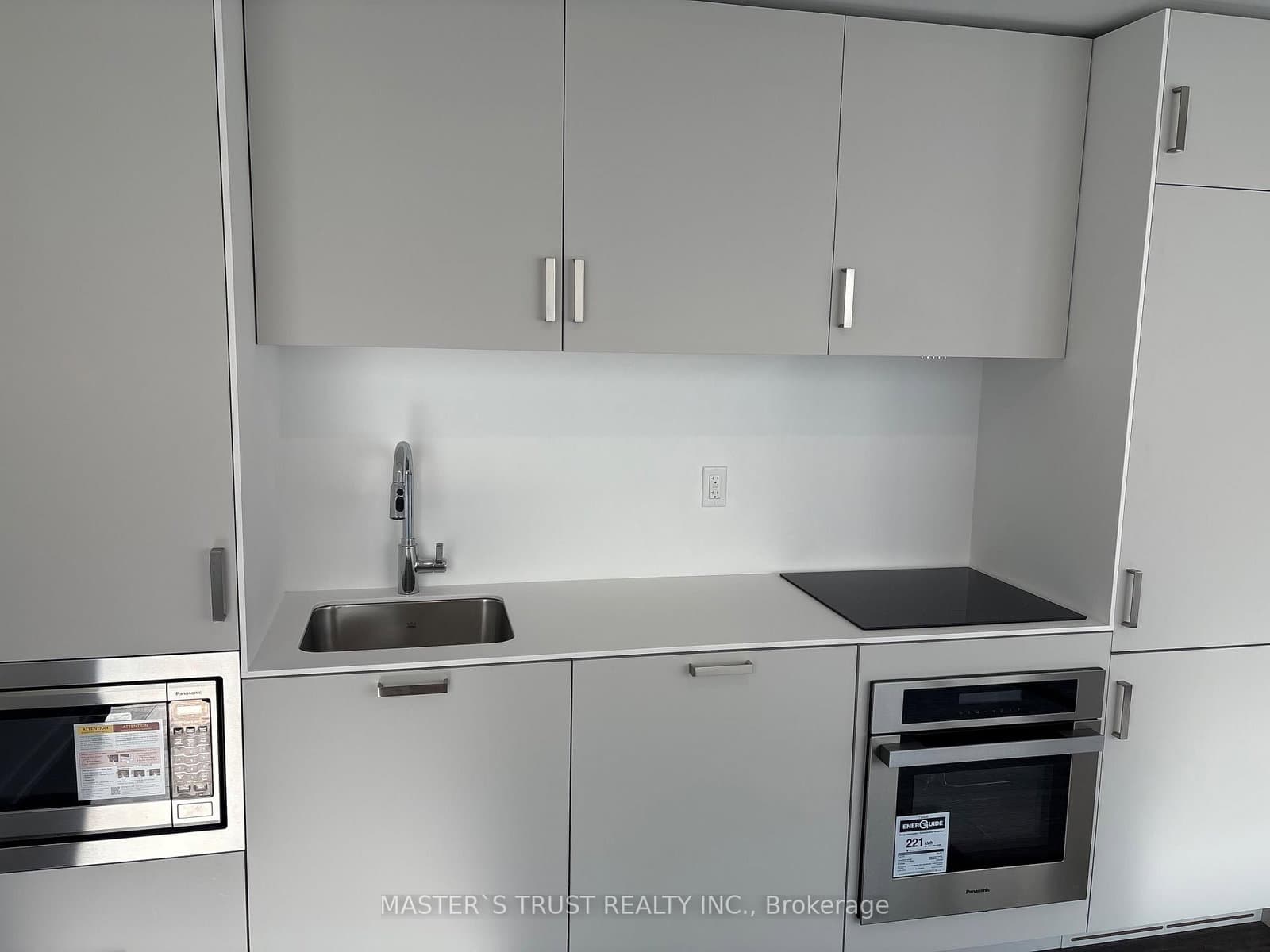 88 Queen Street E, Unit 3110 thumbnail 2