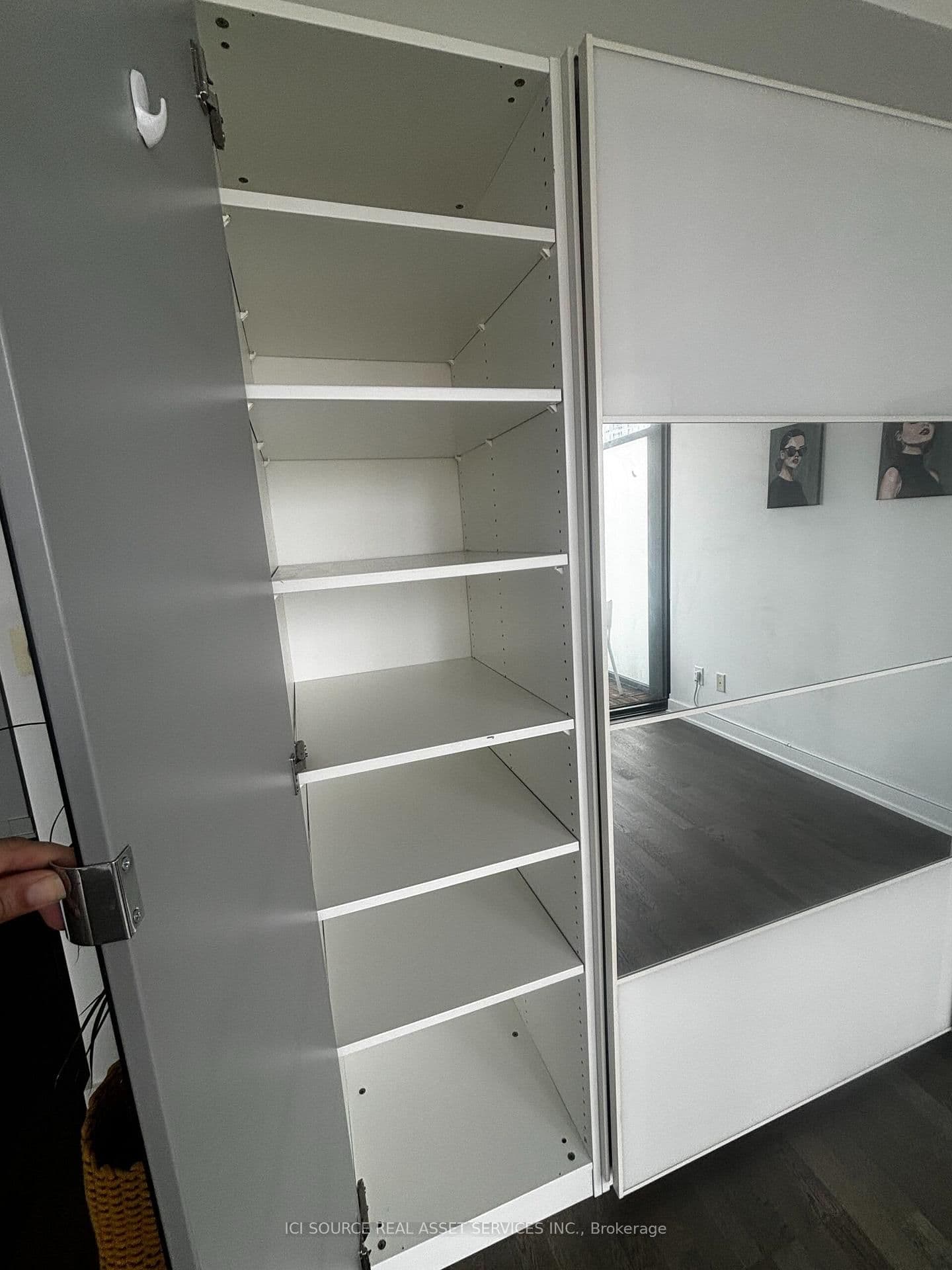185 Roehampton Avenue, Unit 1304 thumbnail 5