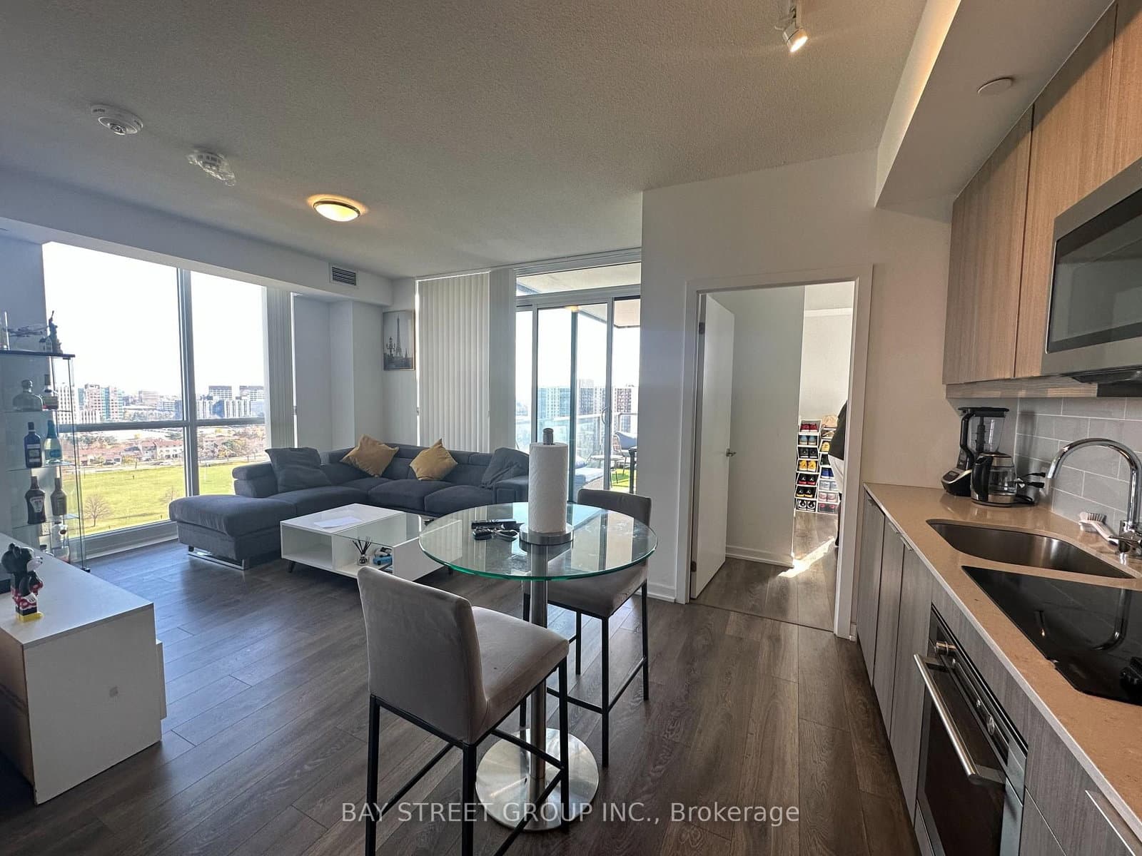 32 Forest Manor Road, Unit 1308 thumbnail 5