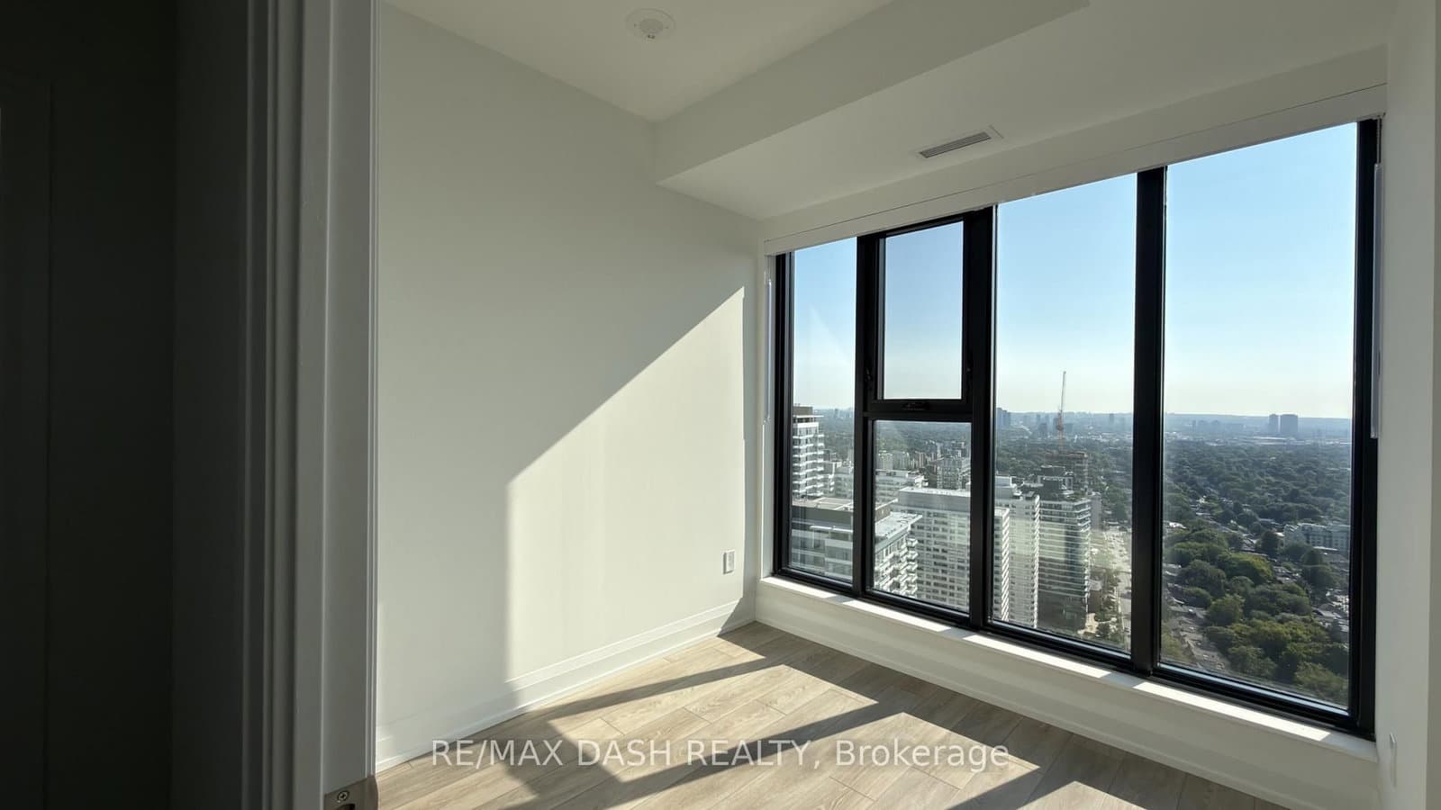 20 Soudan Avenue, Unit 3803 thumbnail 11