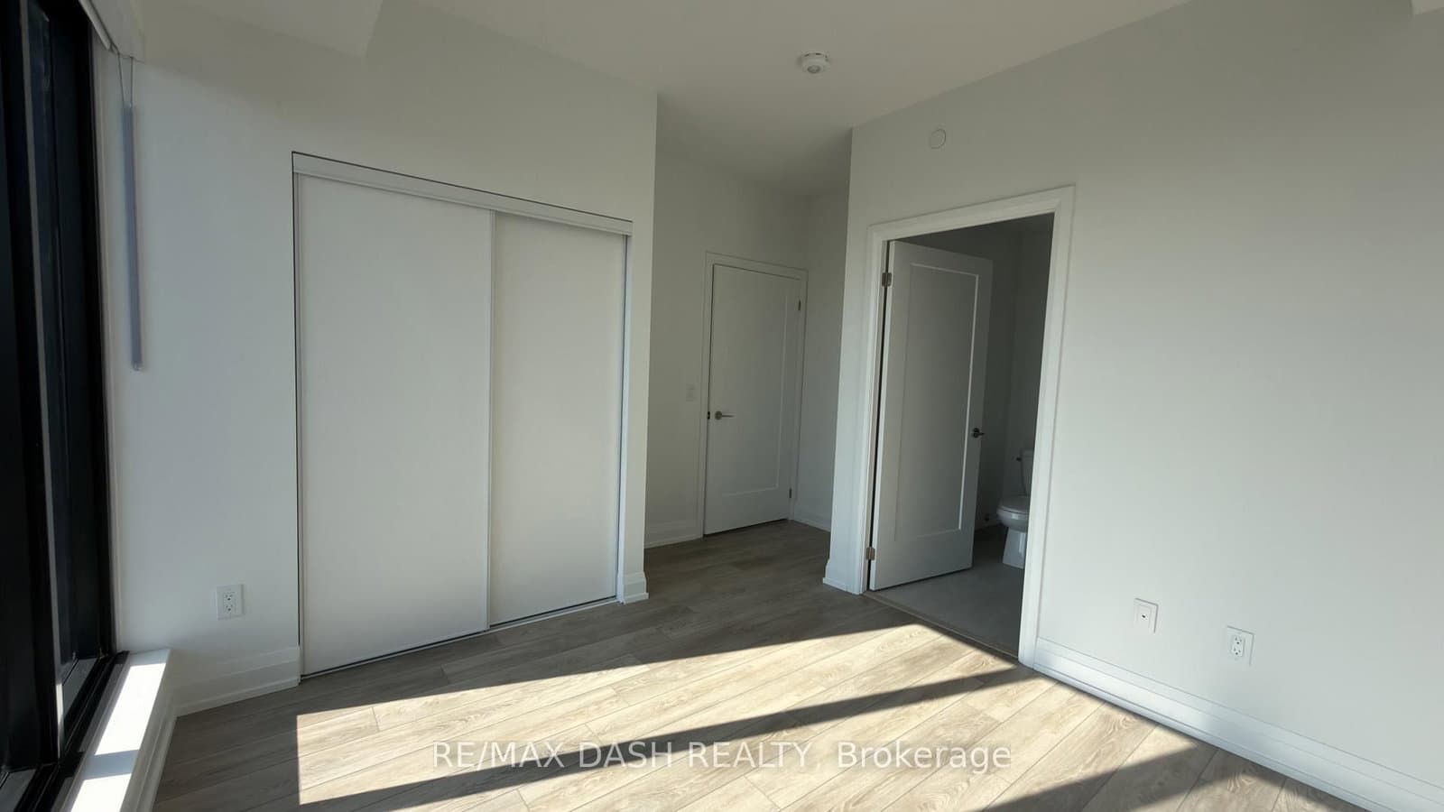 20 Soudan Avenue, Unit 3803 thumbnail 9