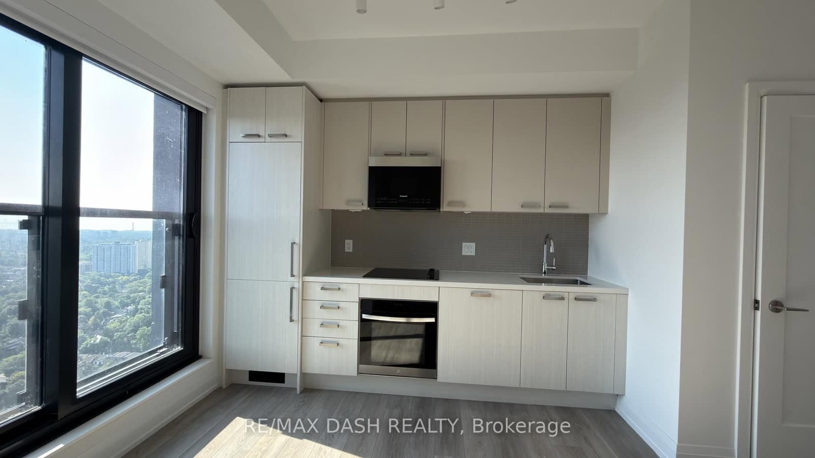 20 Soudan Avenue, Unit 3702 thumbnail 11