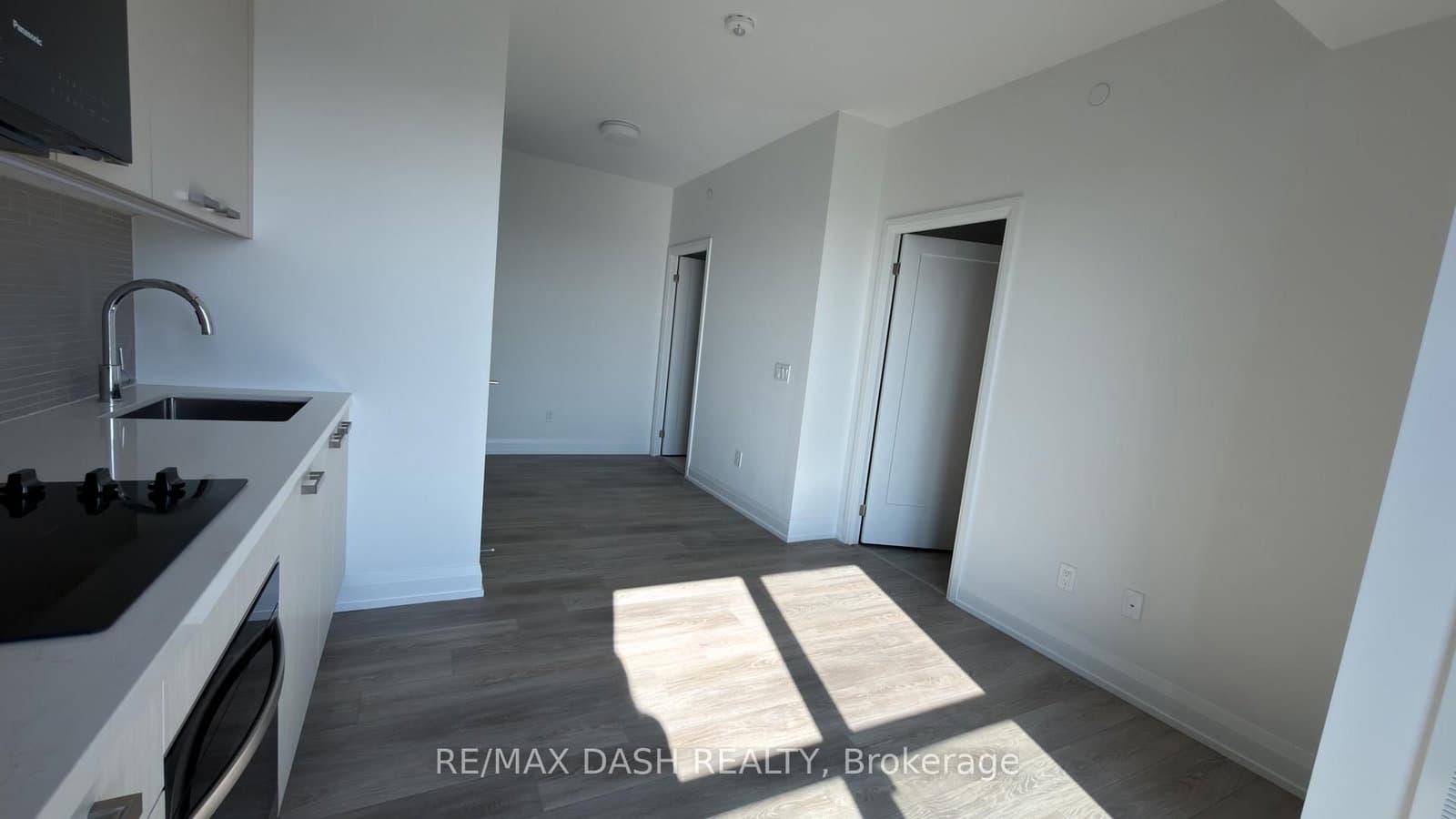 20 Soudan Avenue, Unit 3702 thumbnail 12