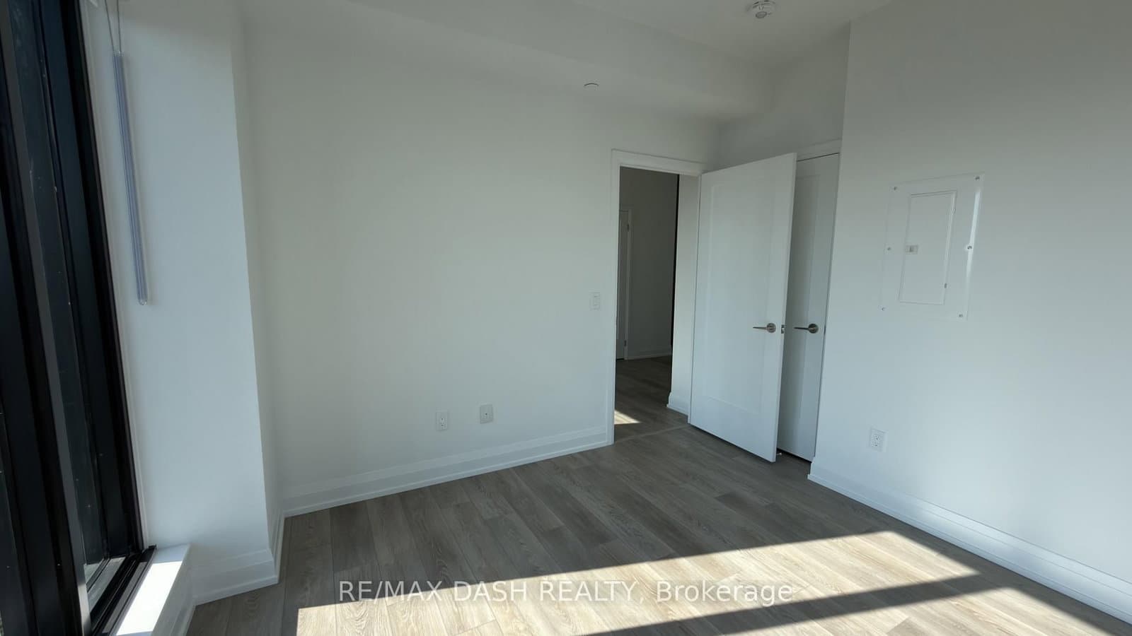 20 Soudan Avenue, Unit 3702 thumbnail 13