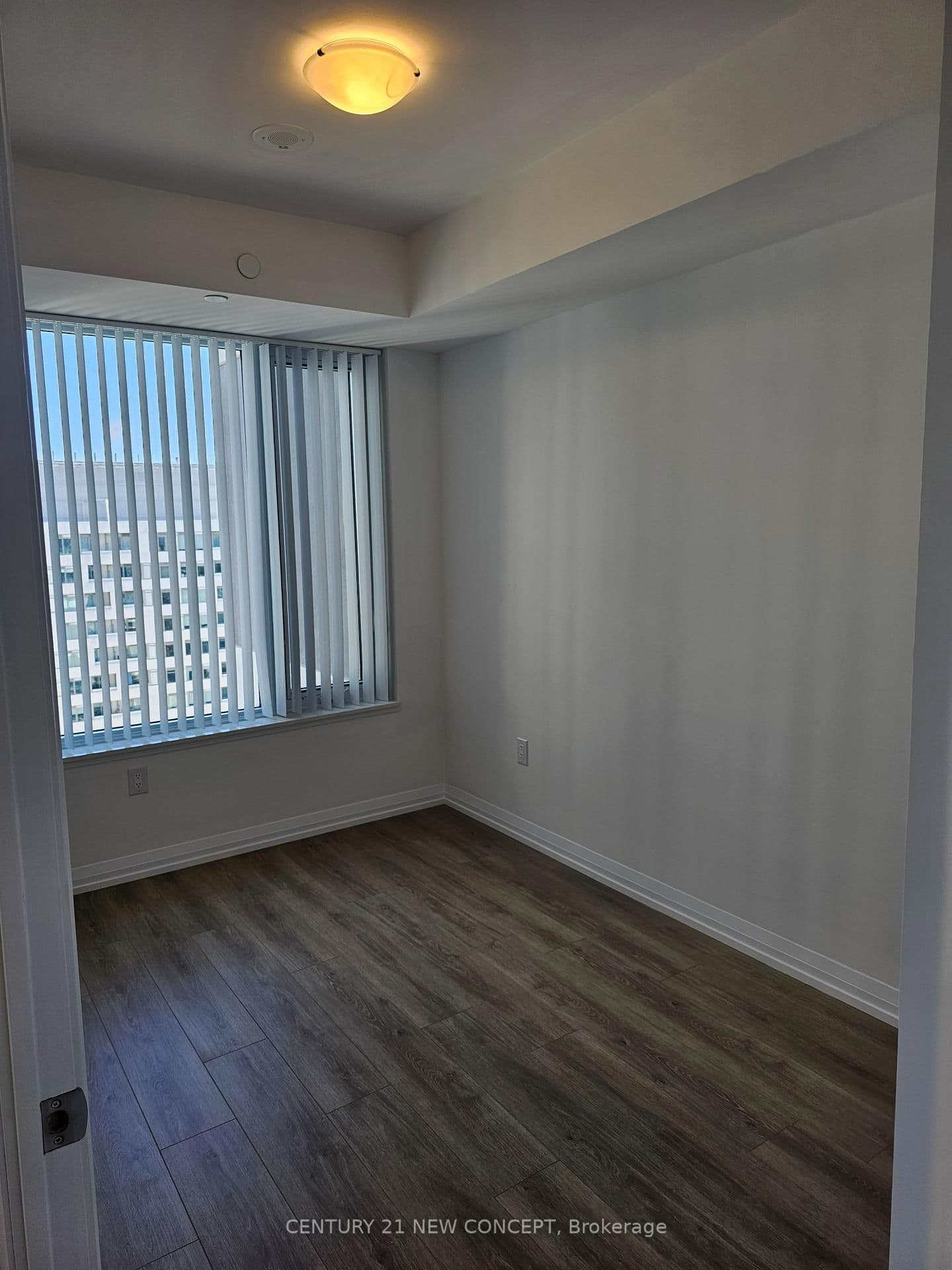 25 Holly Street W, Unit 2803 thumbnail 10