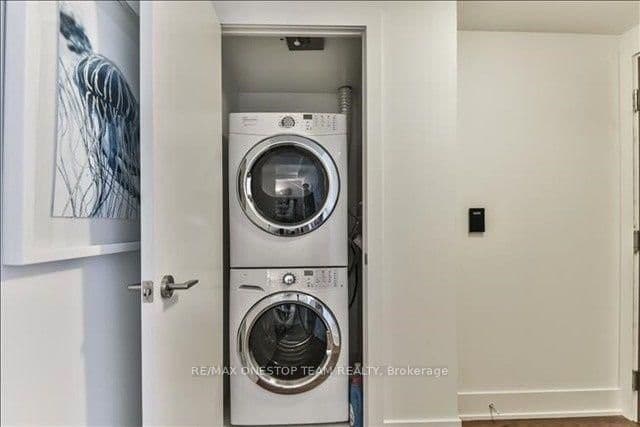 200 Bloor Street W, Unit 2902 thumbnail 10