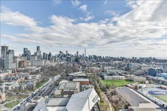 200 Bloor Street W, Unit 2902 thumbnail 19