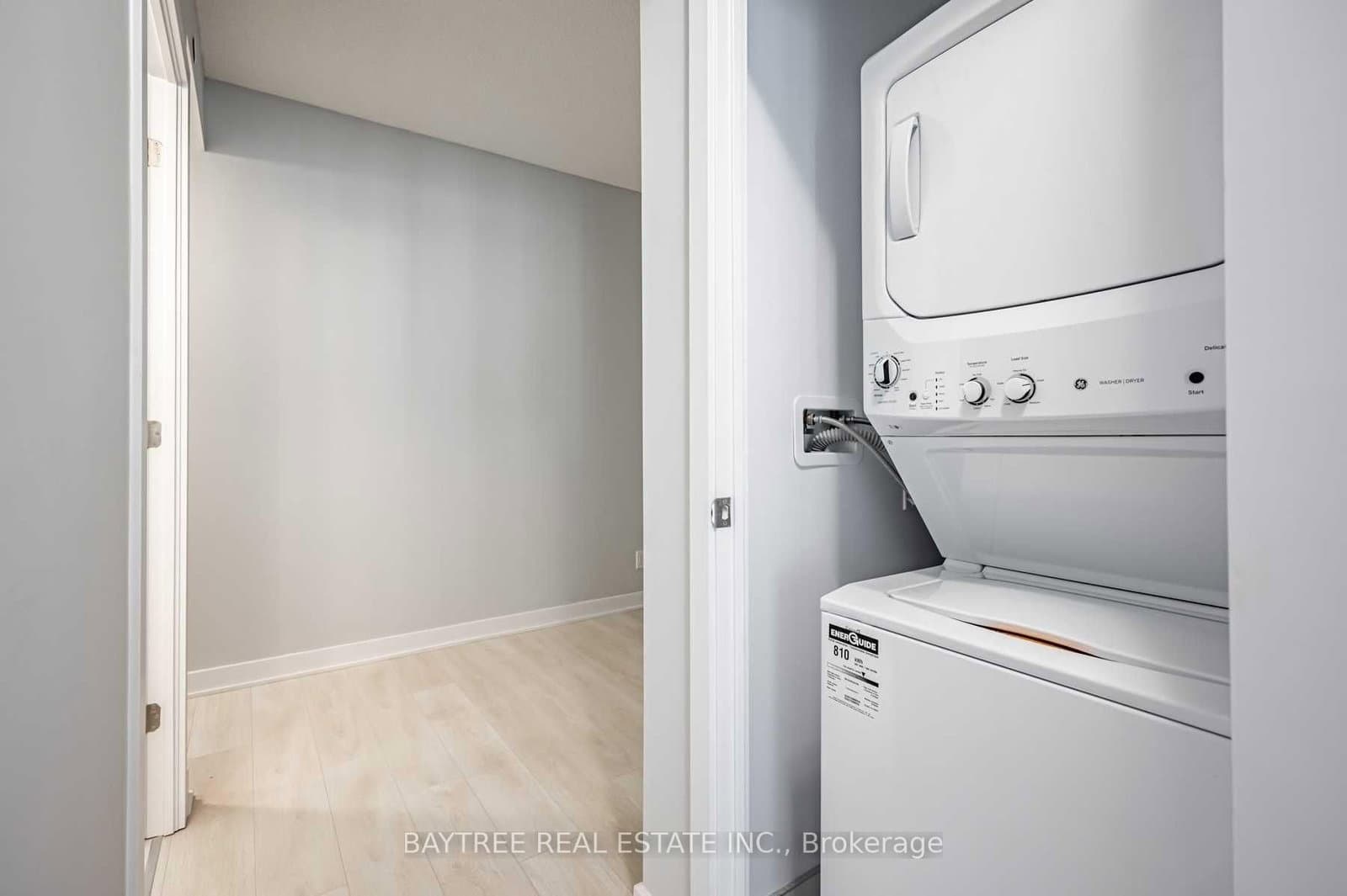 2221 Yonge Street, Unit 310 thumbnail 15