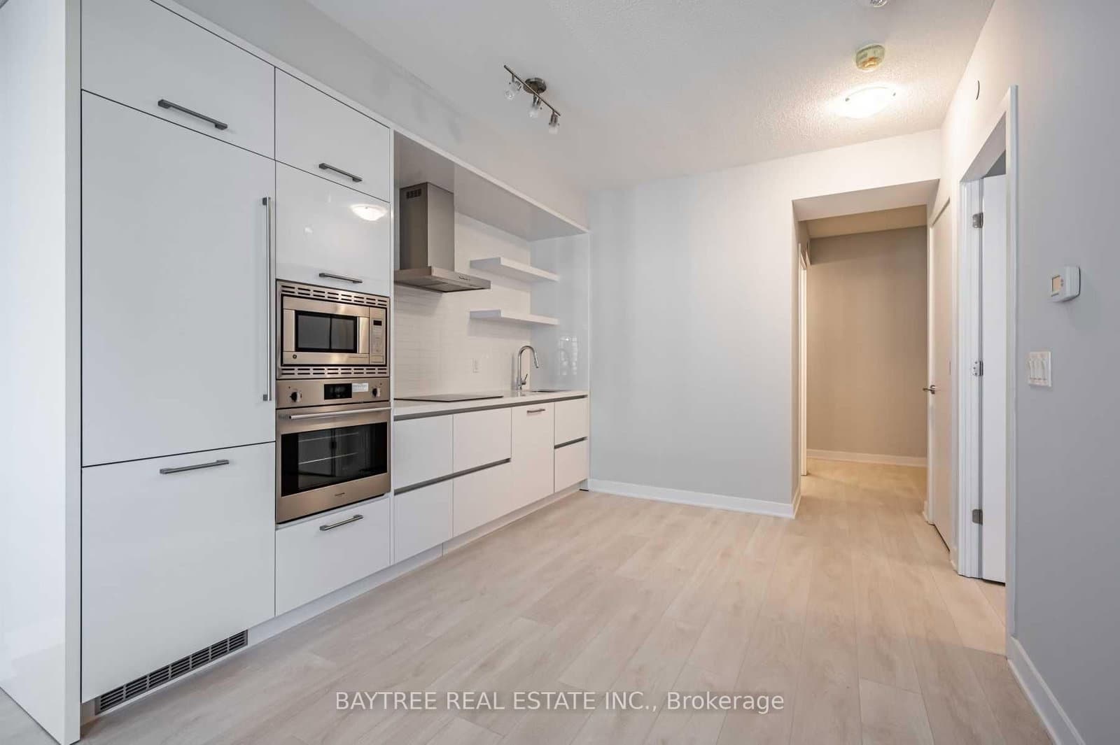 2221 Yonge Street, Unit 310 thumbnail 2