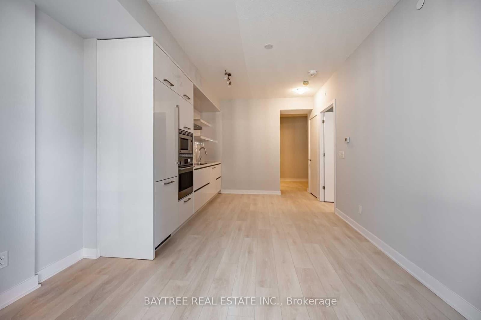 2221 Yonge Street, Unit 310 thumbnail 3