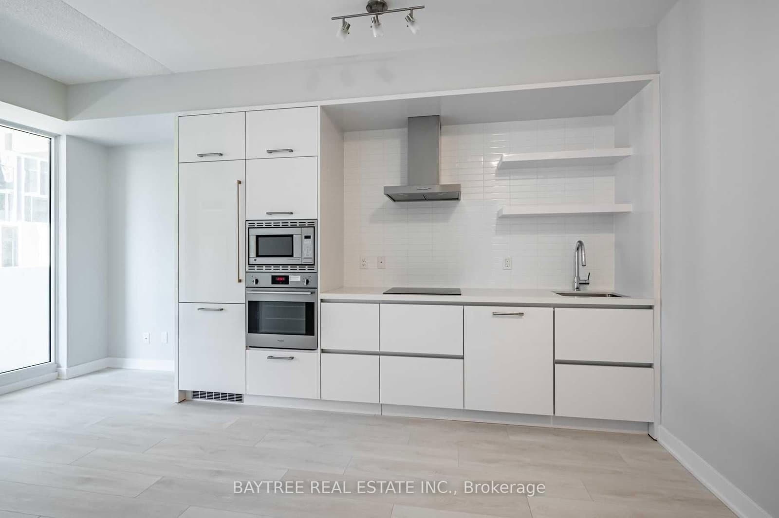 2221 Yonge Street, Unit 310 thumbnail 5