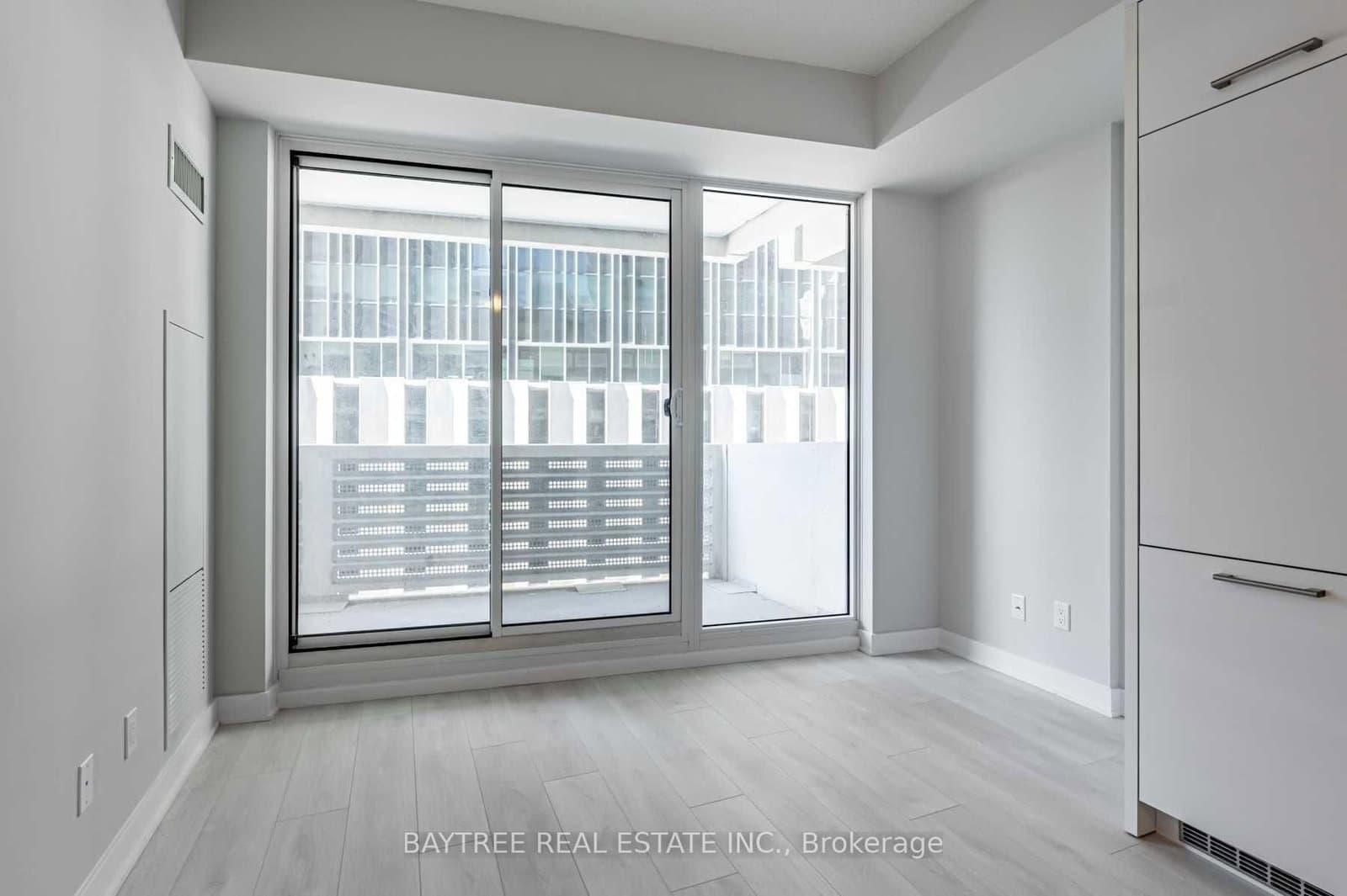 2221 Yonge Street, Unit 310 thumbnail 6