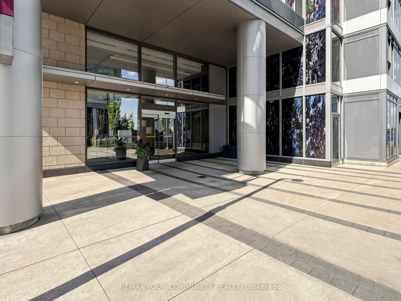121 Mcmahon Drive, Unit 3302 thumbnail 26