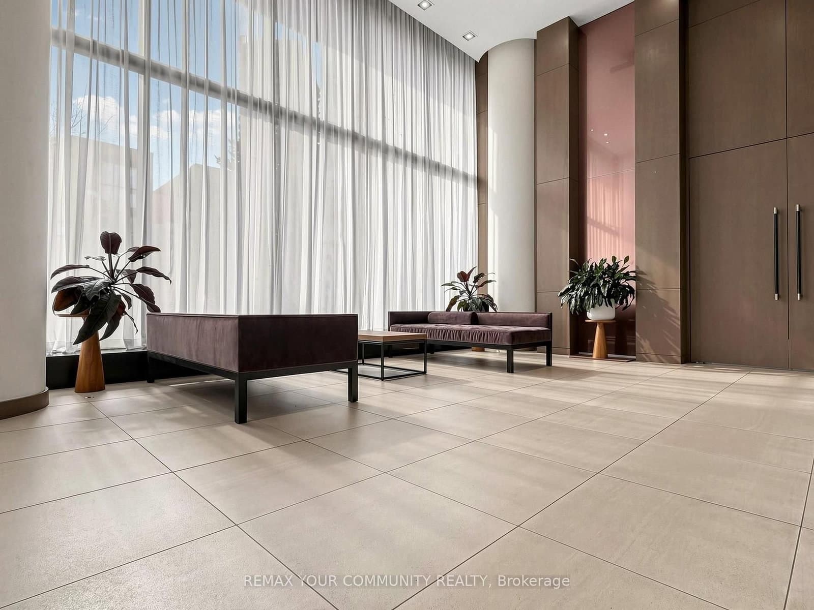 121 Mcmahon Drive, Unit 3302 thumbnail 28