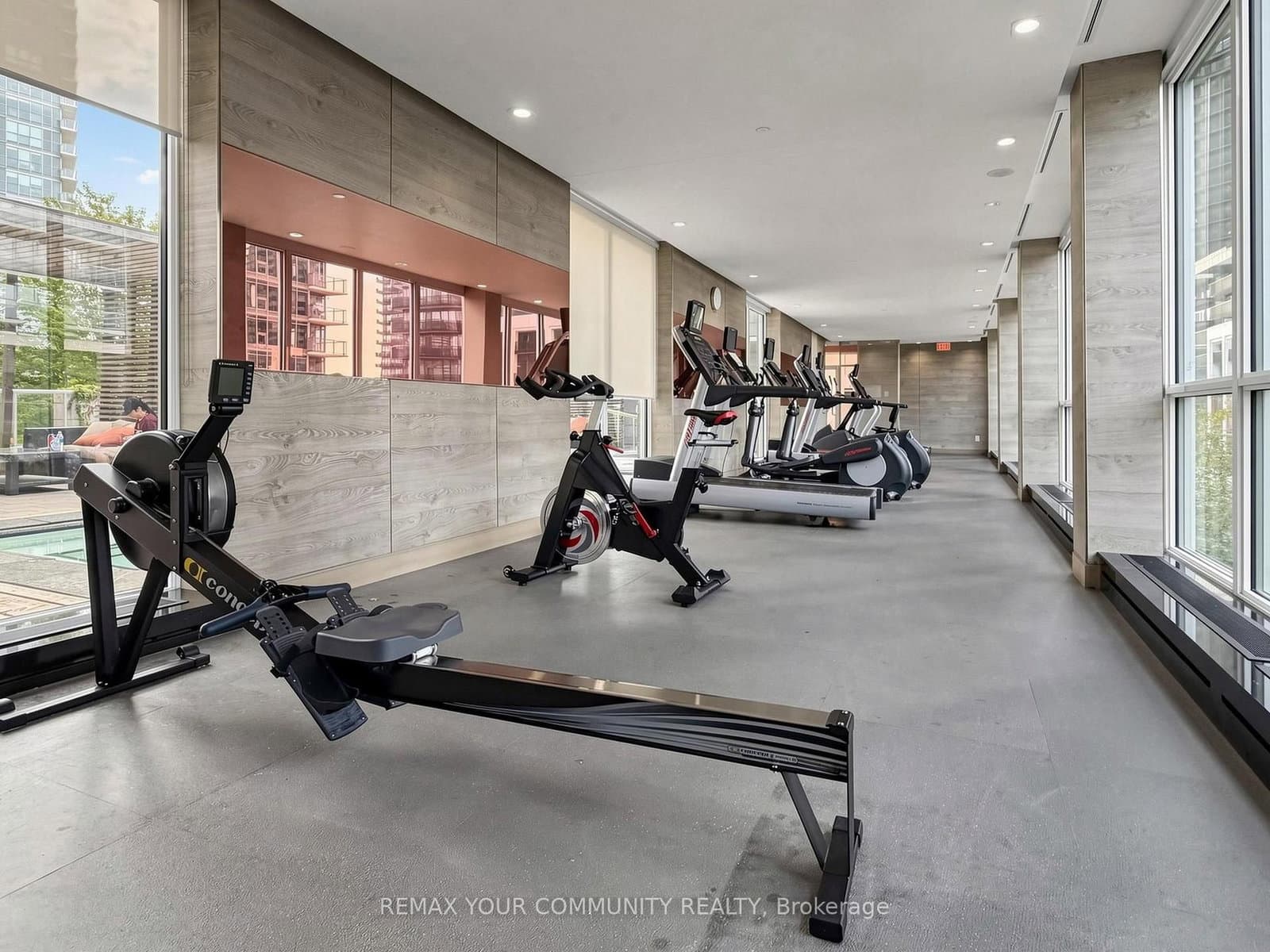 121 Mcmahon Drive, Unit 3302 thumbnail 43