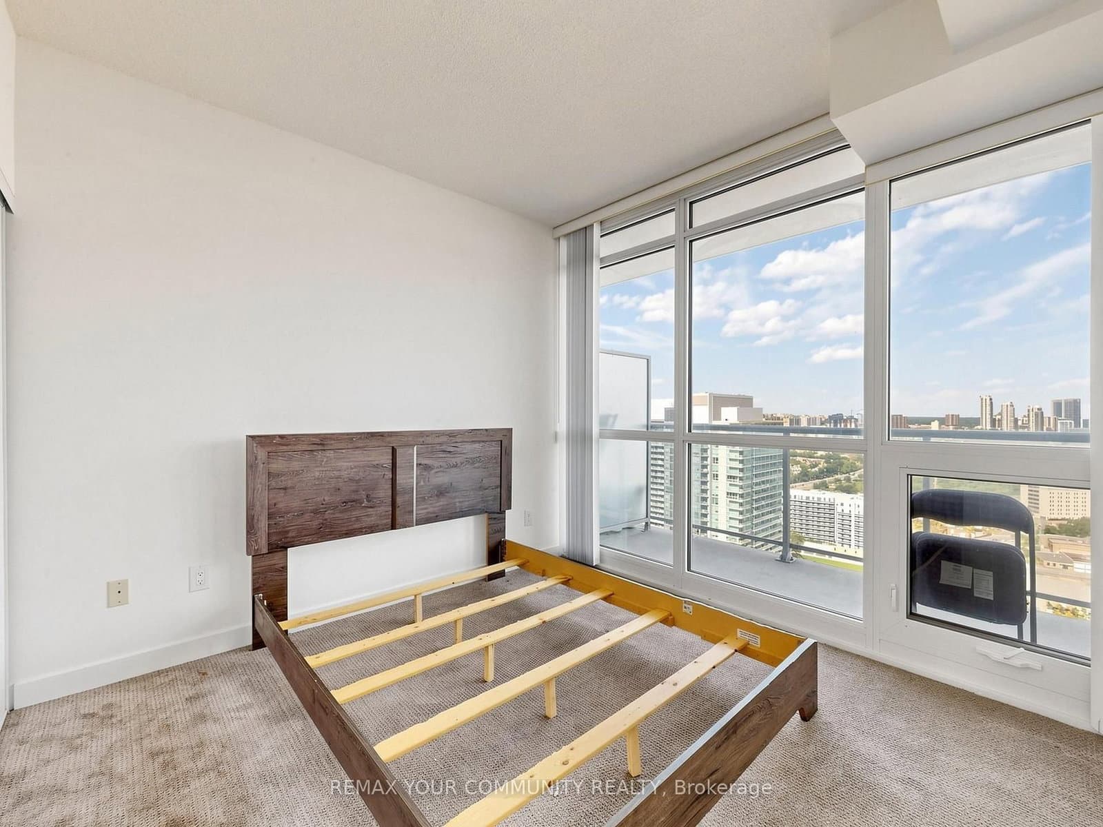 121 Mcmahon Drive, Unit 3302 thumbnail 8