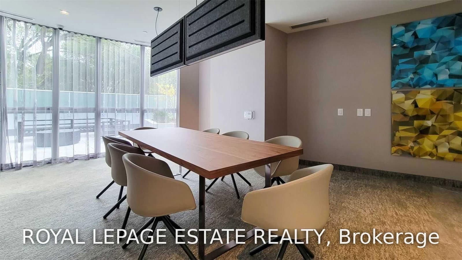219 Dundas Street E, Unit 303 thumbnail 14