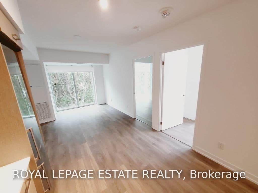 219 Dundas Street E, Unit 303 thumbnail 7
