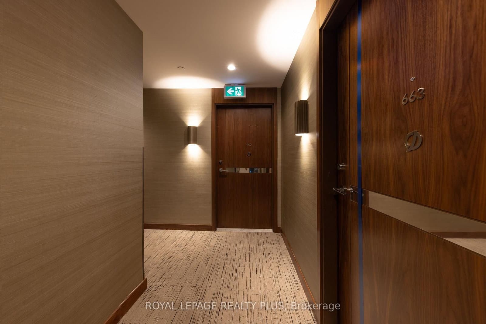 68 Esther Shiner Boulevard, Unit 662 thumbnail 4