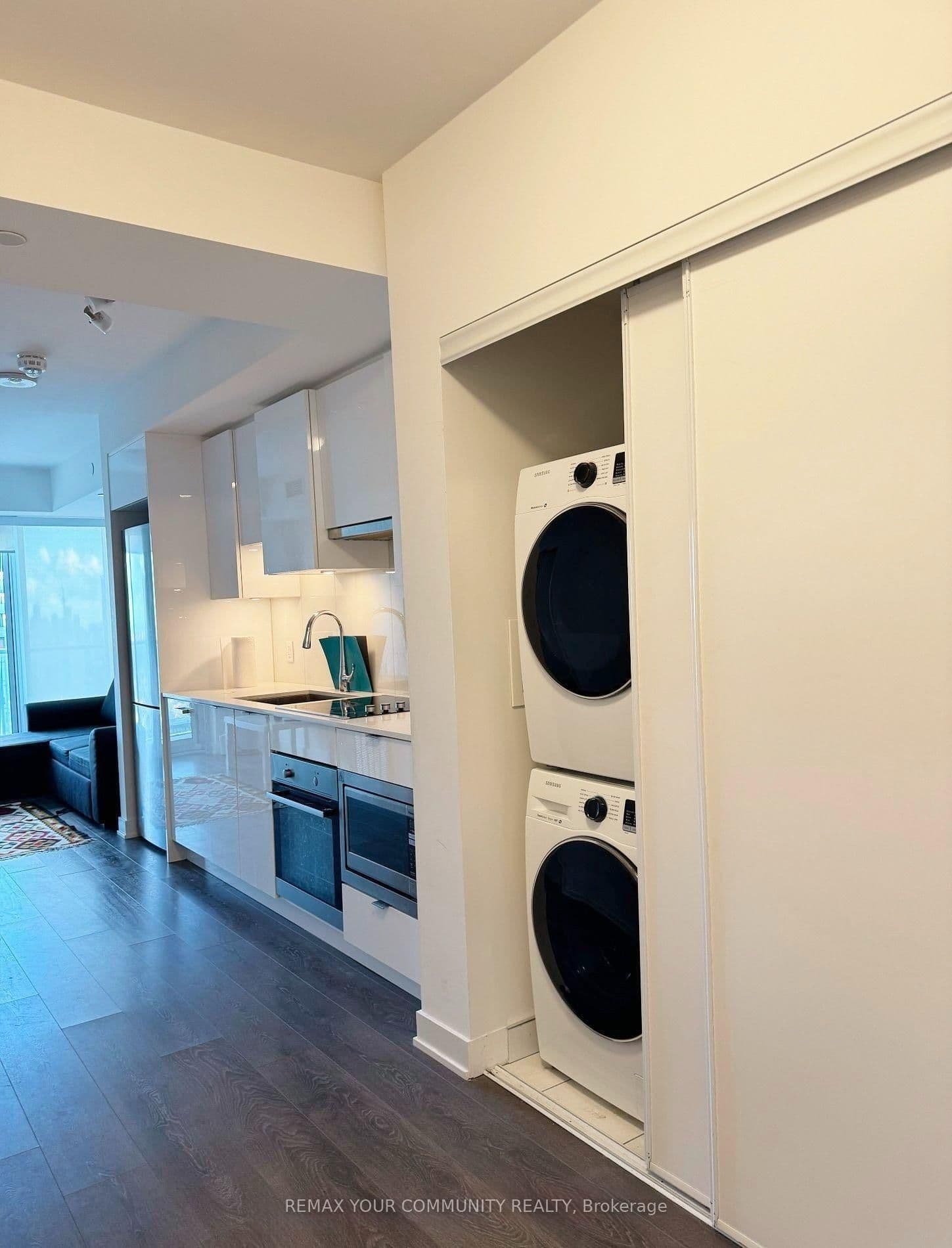 195 Redpath Avenue, Unit 3407 thumbnail 3