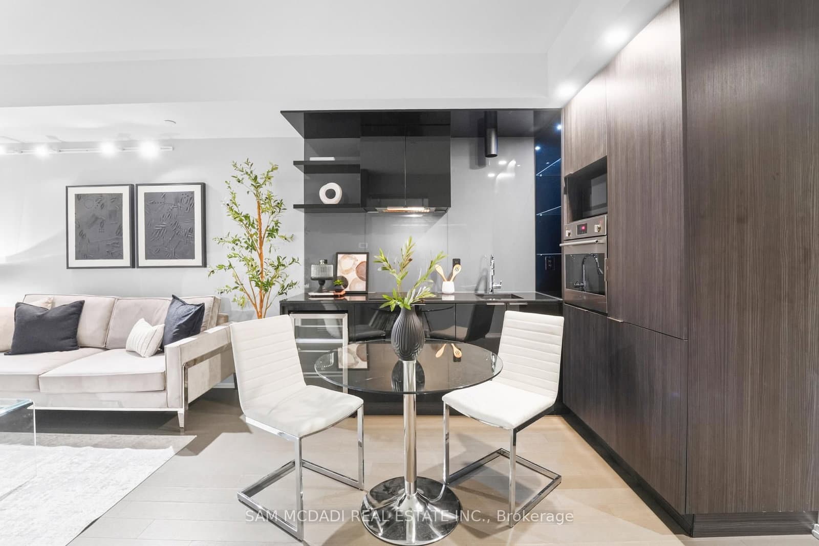 70 Temperance Street, Unit 608 thumbnail 11
