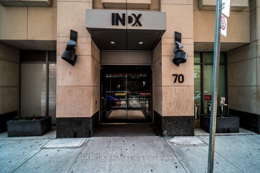 70 Temperance Street, Unit 608 thumbnail 3
