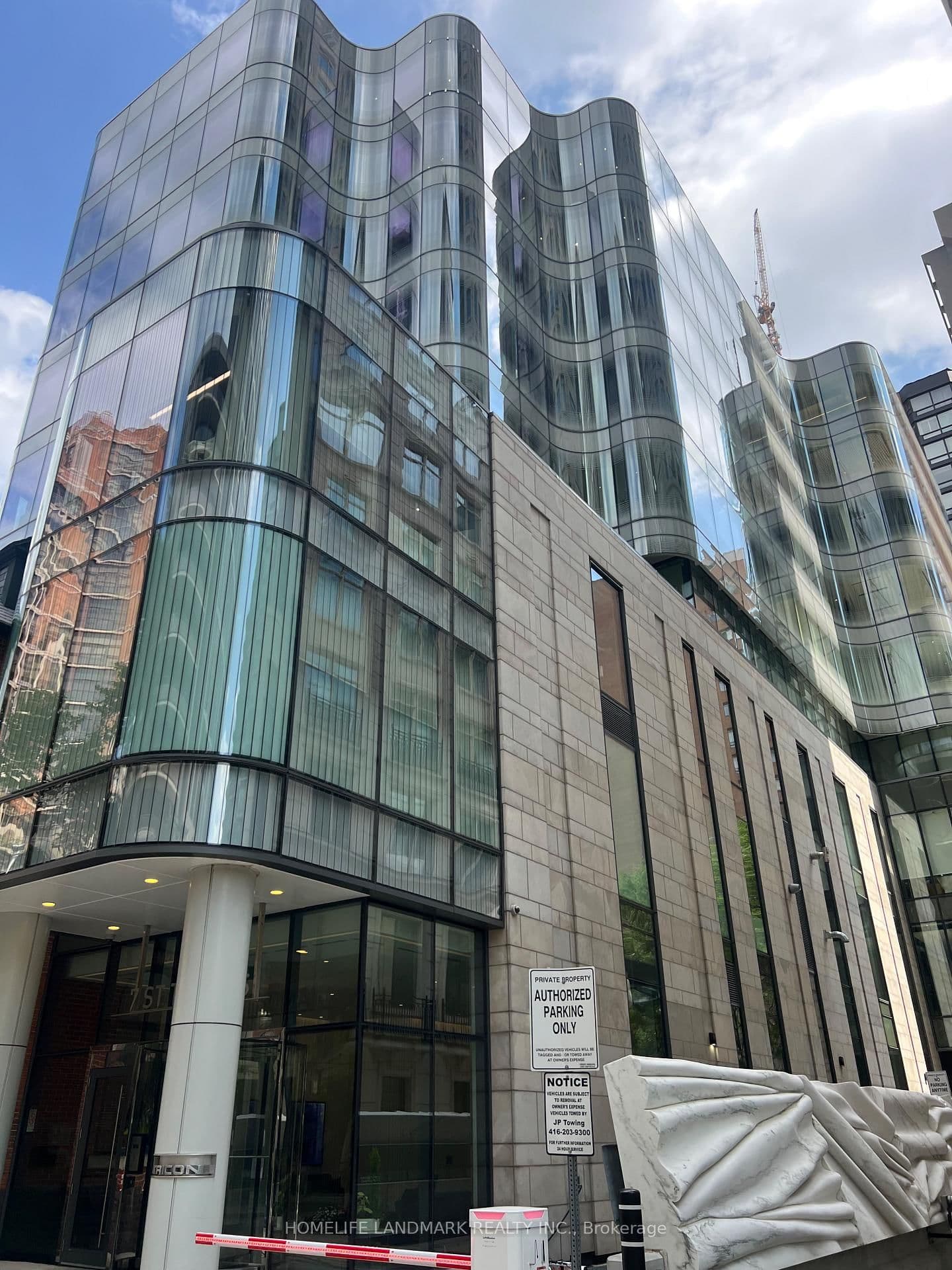 7 St Thomas Street, Unit 209 thumbnail 3
