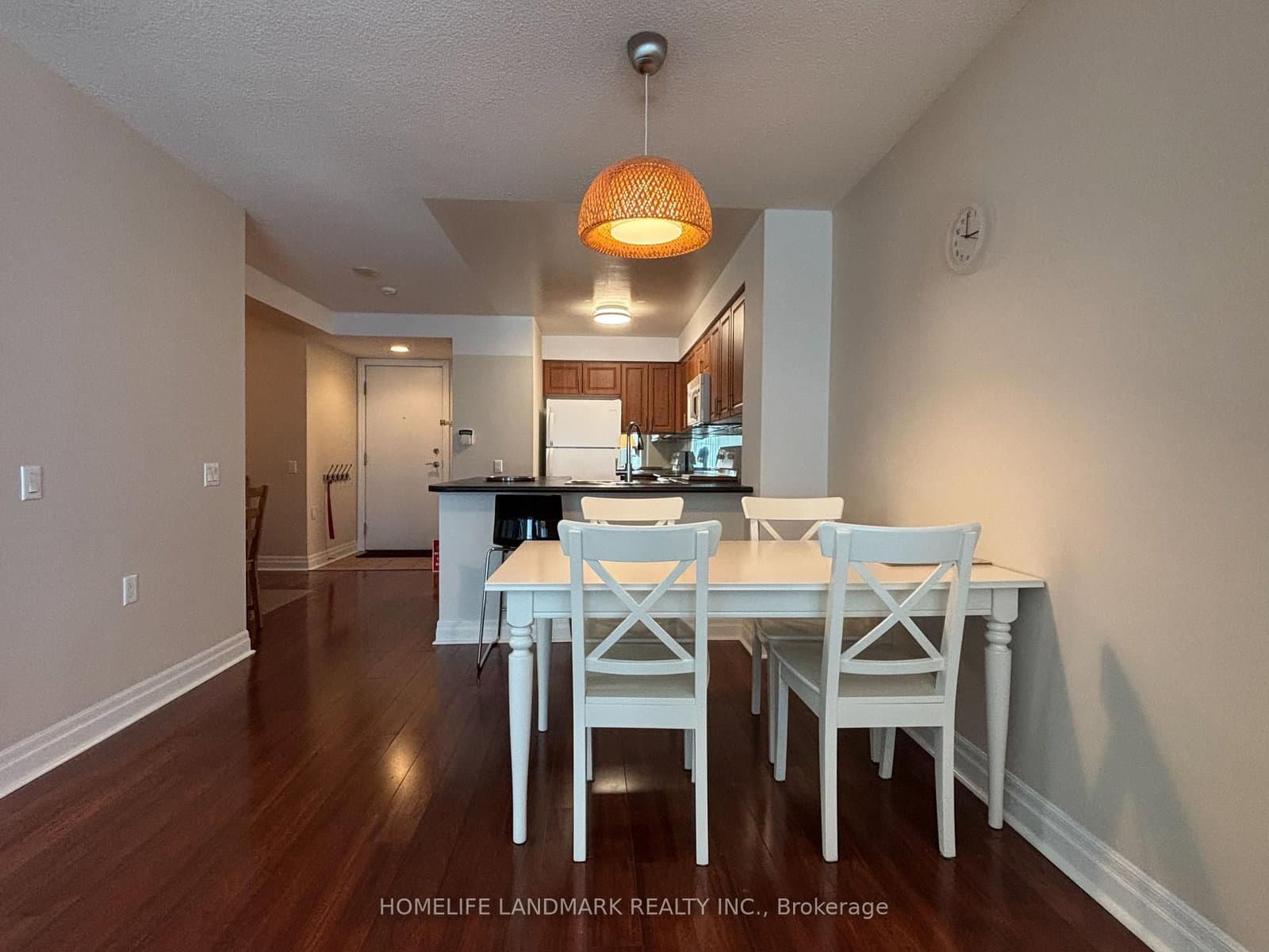 21 Hillcrest Avenue, Unit 902 thumbnail 11