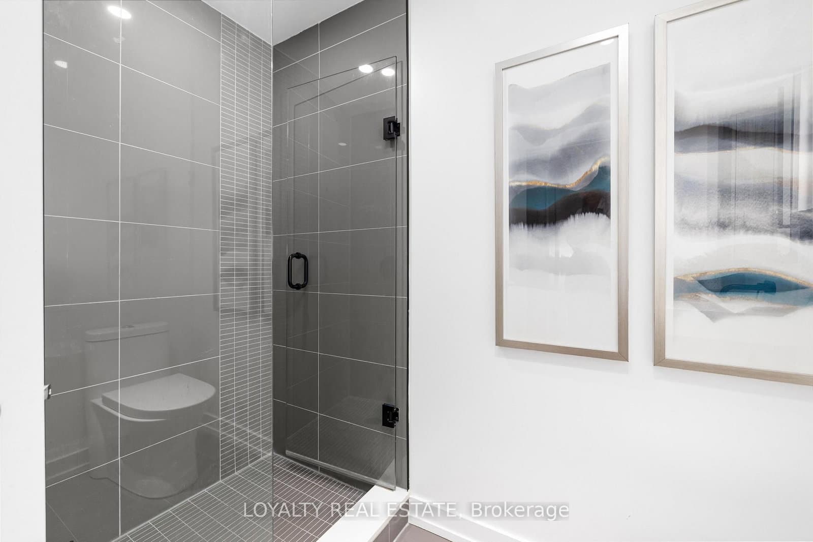 117 Broadway Avenue, Unit 211 thumbnail 22